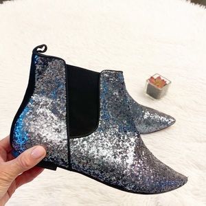 SCHUTZ | Anthropologie Zappos silver glitter ankle booties women’s 9